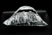 Load image into Gallery viewer, Haunted House Pillow (Glow in the dark)